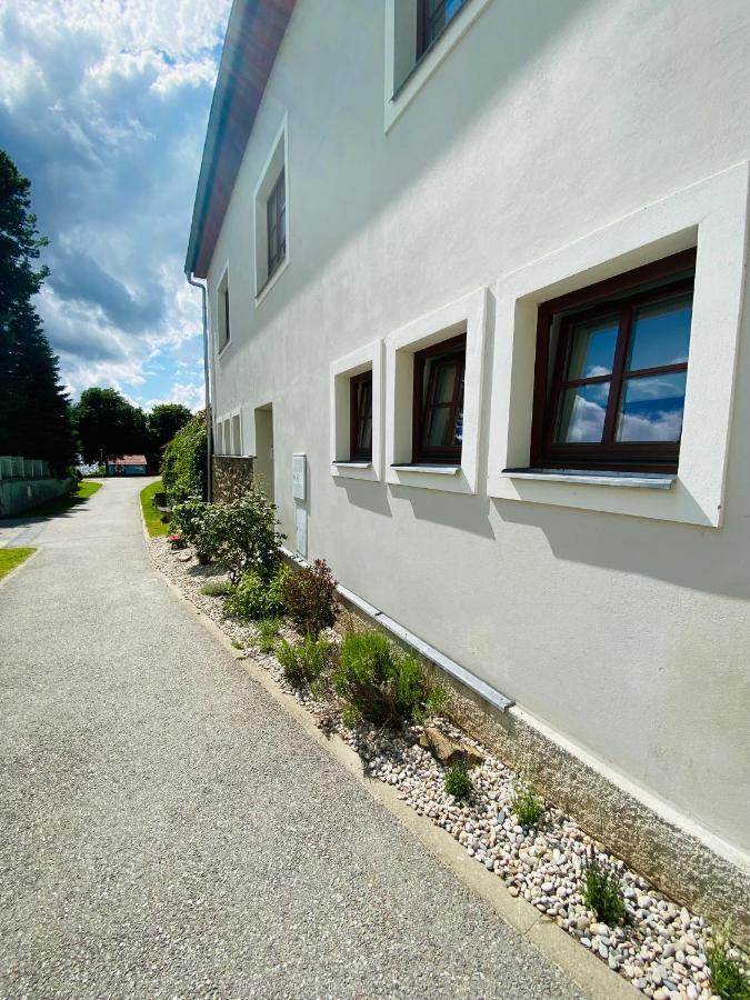 Apartmany V Ulicce Frymburk Exterior photo